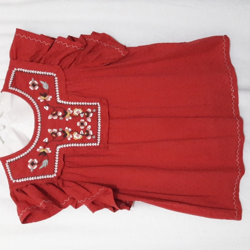 MAX STUDIO Blouse Size Medium Ruffled Sleeves Embroidered Red